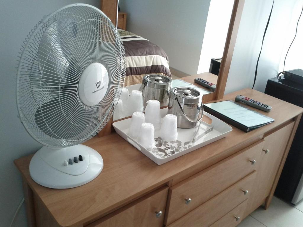 Motel Lac St-Jean Chambord Bilik gambar