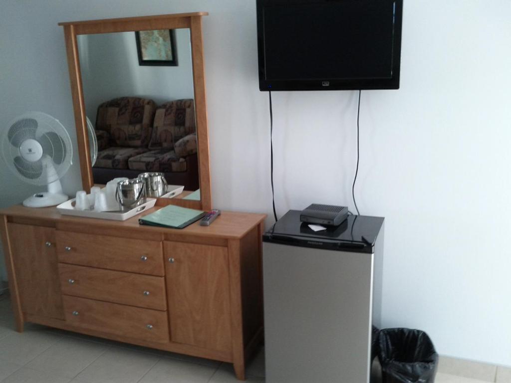 Motel Lac St-Jean Chambord Bilik gambar