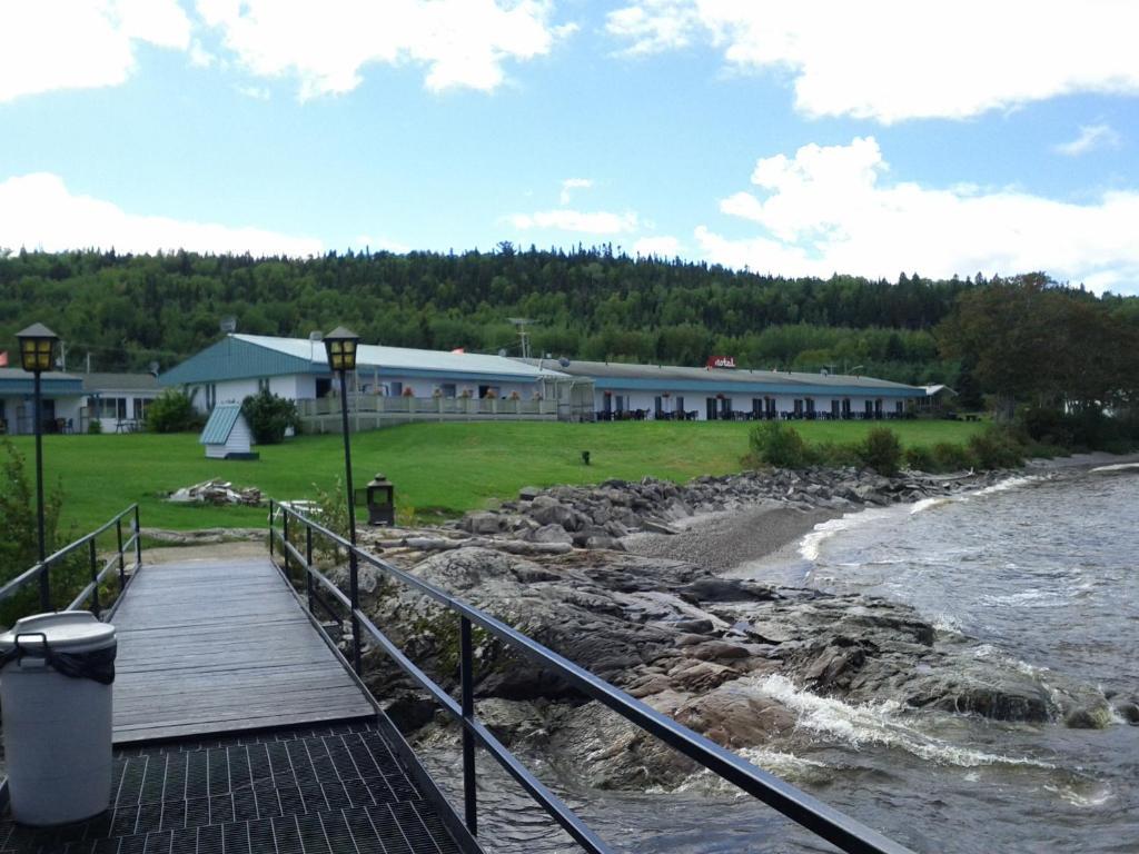 Motel Lac St-Jean Chambord Luaran gambar